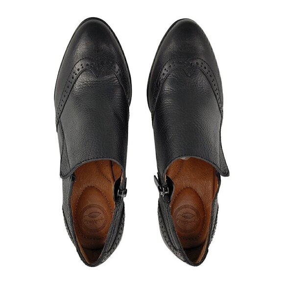 NURTURE Haddie Black Pebble Leather Wingtip Booties with Stacked Heel 6.5M - Picture 3 of 11